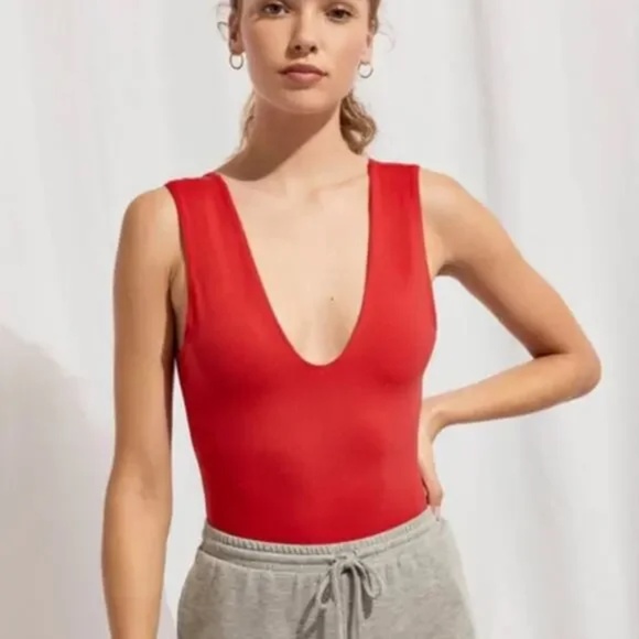 Free People Keep It Sleek Red Sleeveless Bodysuit - Picture 4 of 10